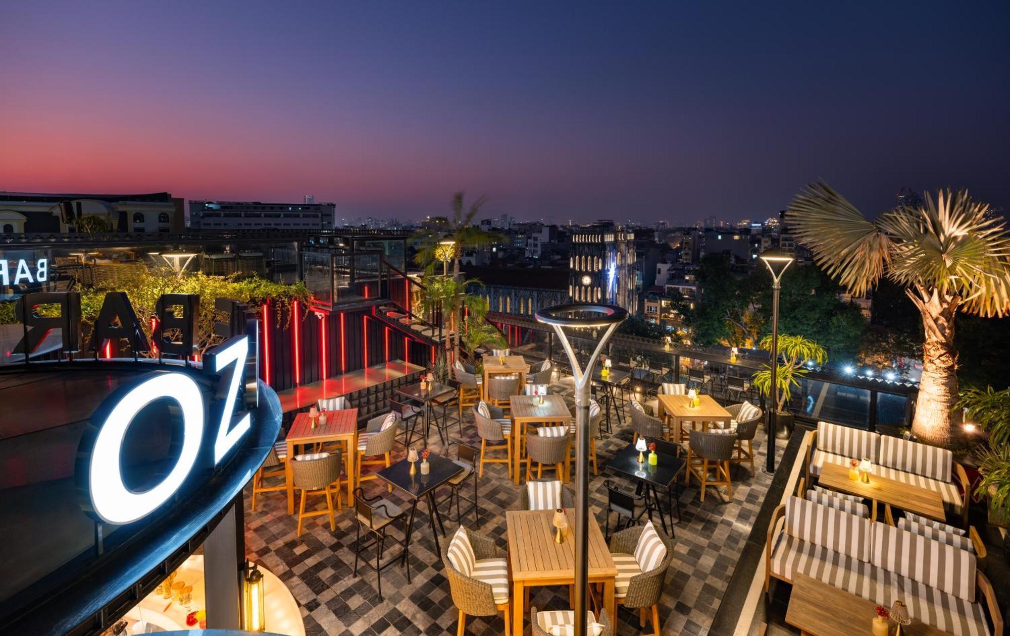 Grand Hotel Du Lac Hanoi Bagian luar foto Sky Lounge
